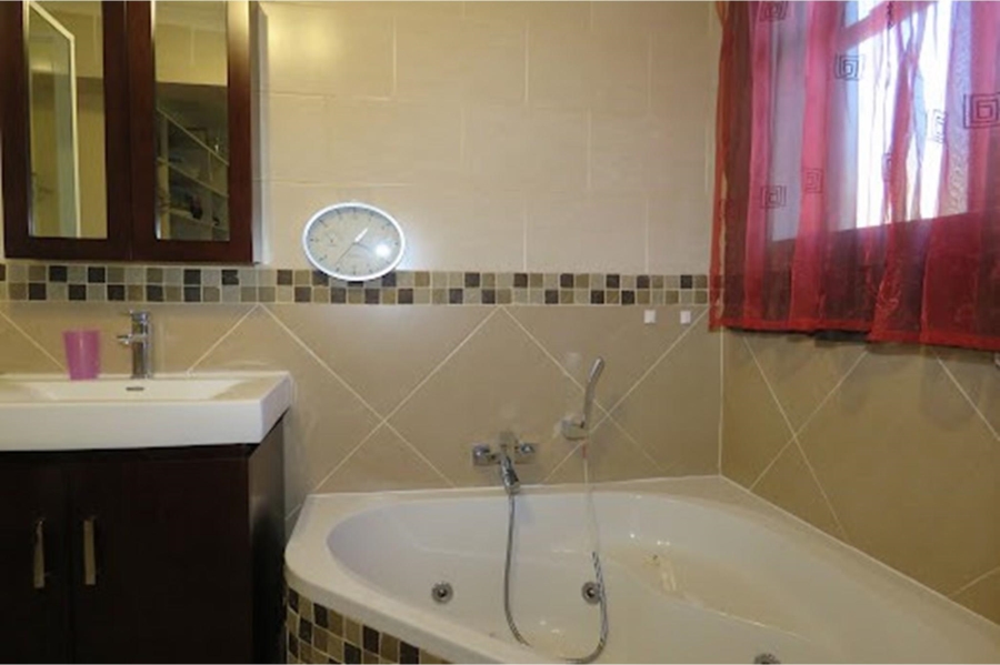 4 Bedroom Property for Sale in Palmiet Western Cape